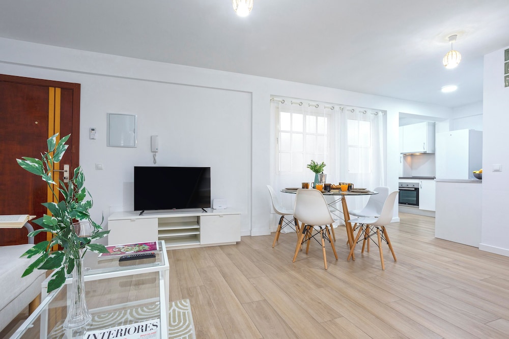 Sunstay Bailen Flat III Malaga