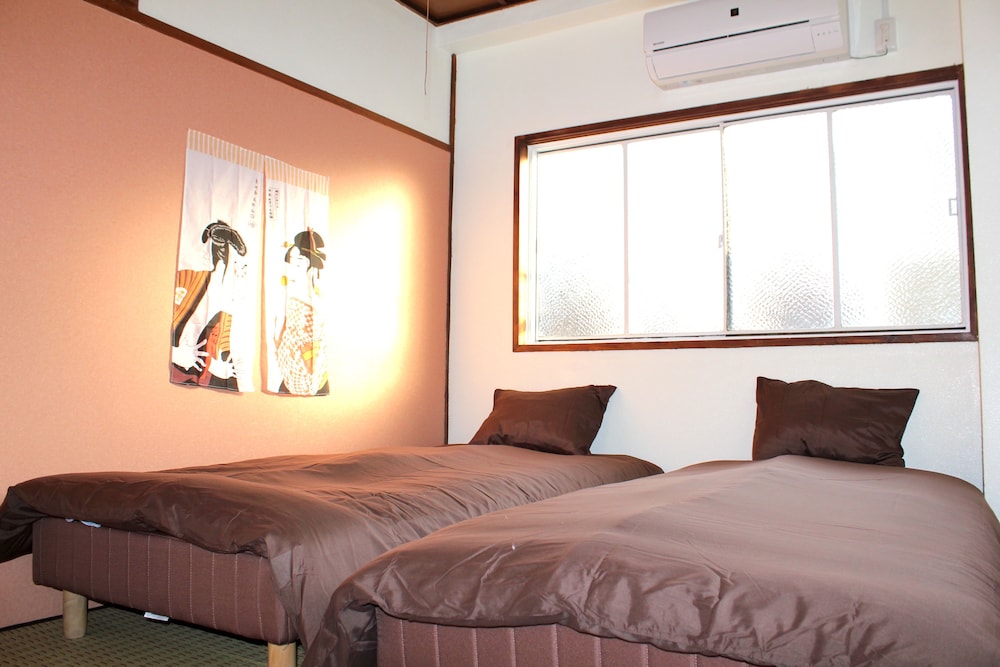 Funtoco Backpackers Namba - Hostel