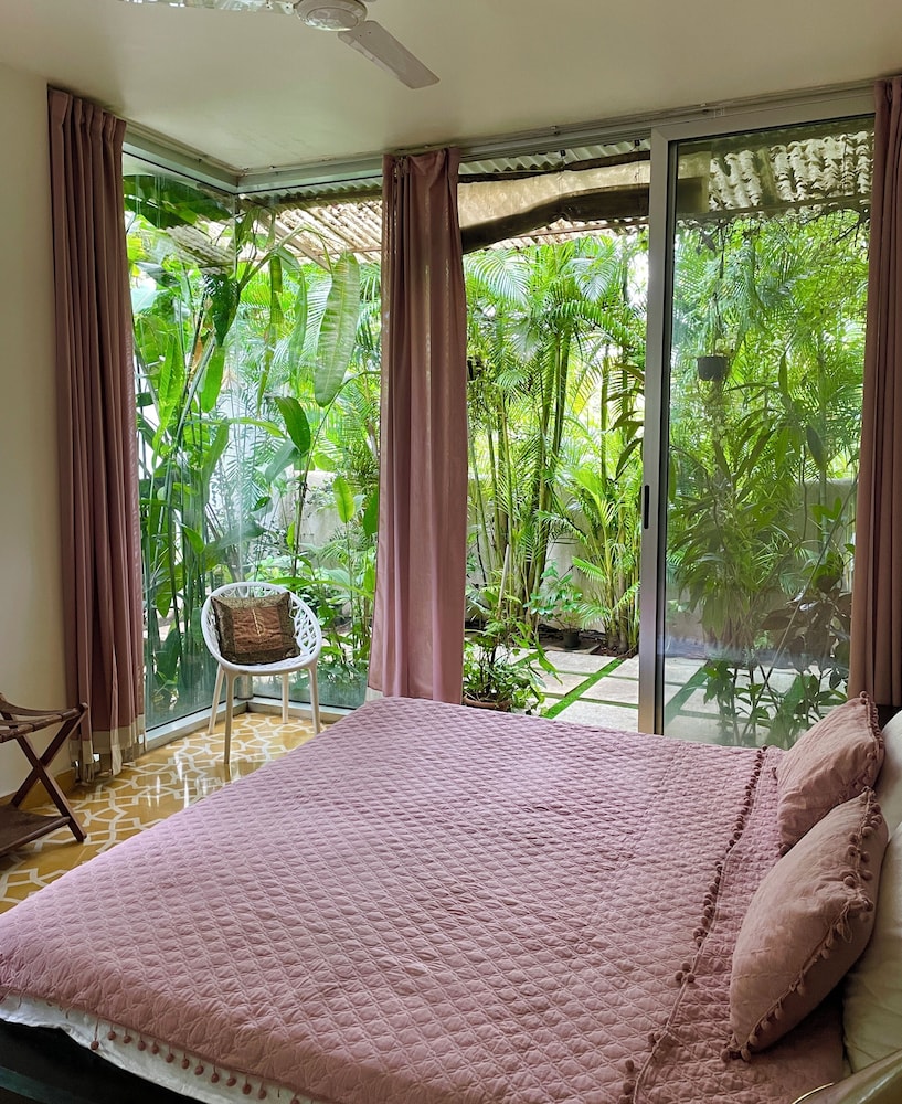 Siboney House by evaddo