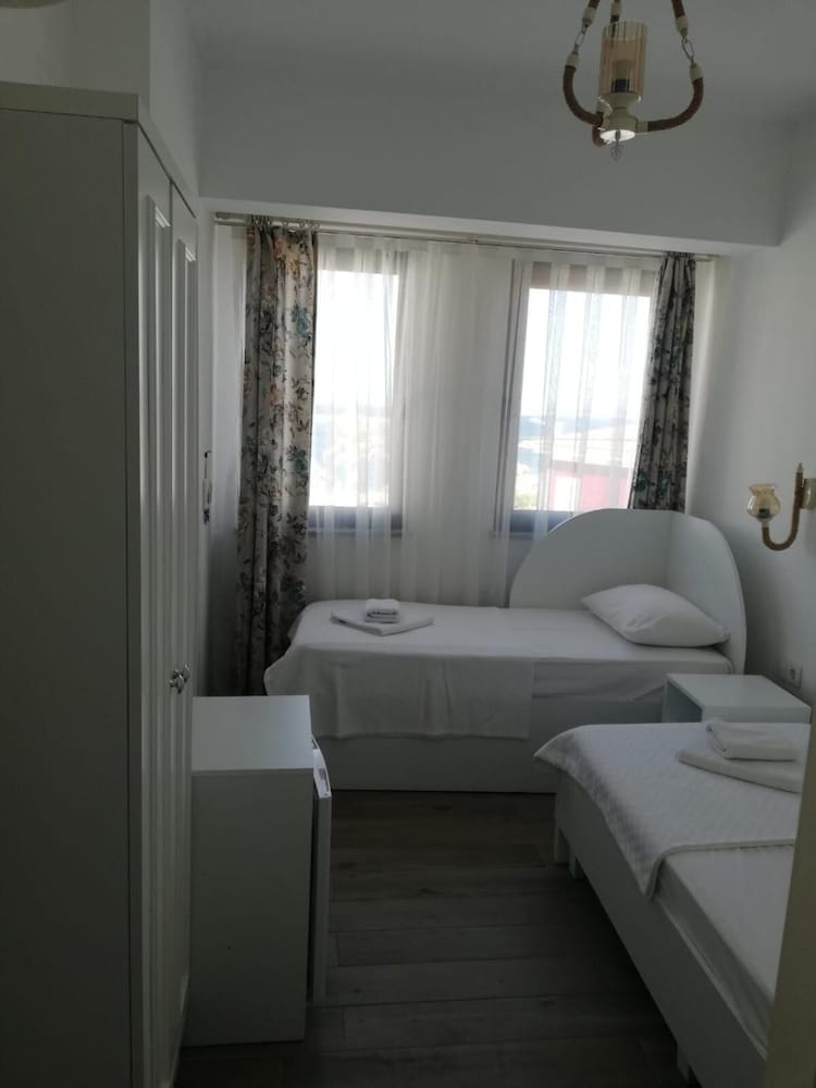 Troas Ada Hotel - Image 12