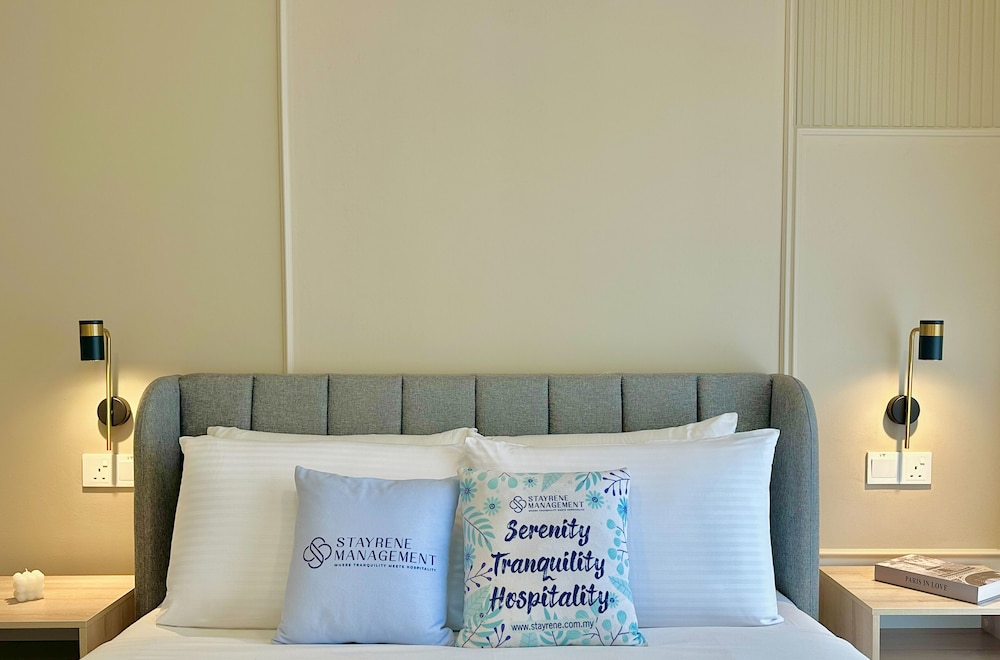 Country Garden Danga Bay Sea View Homestay by Stayrene