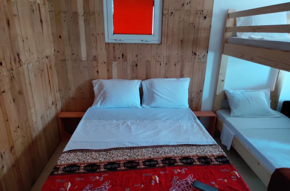 Atlantic Sal Hostel view 5