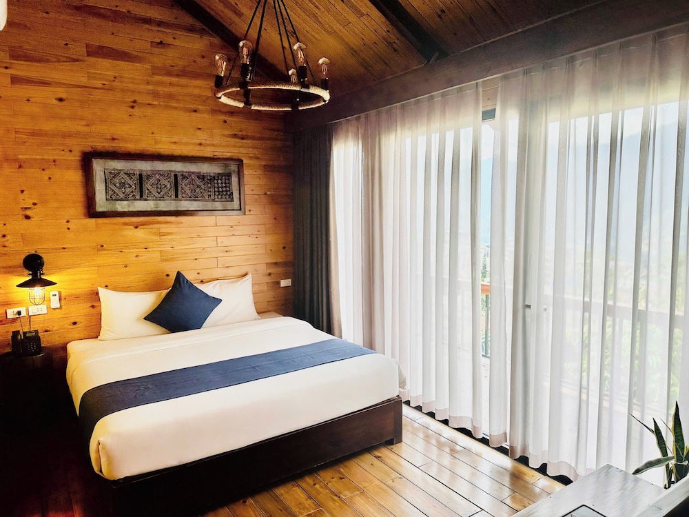 SAPA PINE HILL ECOLODGE