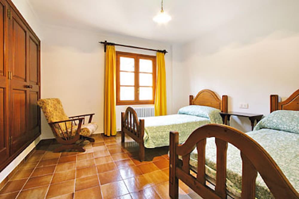 Vall de March Finca Farmhouses by Vida Villas