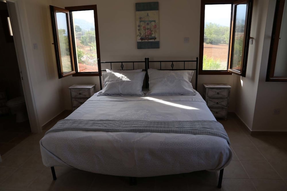 Villa Caterina by Amy Villas view 5