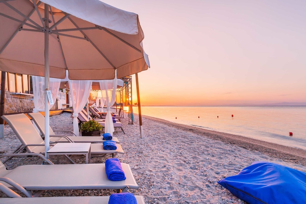 W Villas Halkidiki
