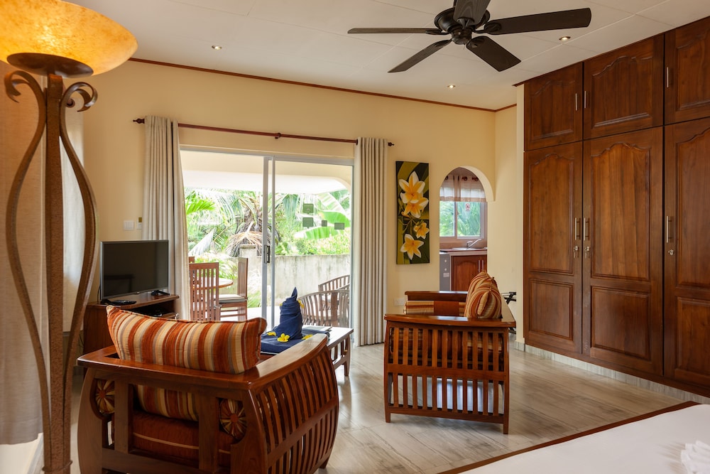 Villa Aya