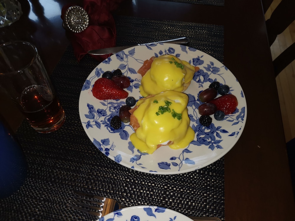 Fredericton Vacations - By The River Bedbreakfast - Property Image 1