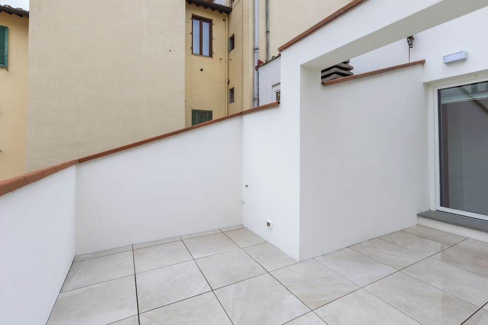 Orsini 98 Apartments by Mamo Florence