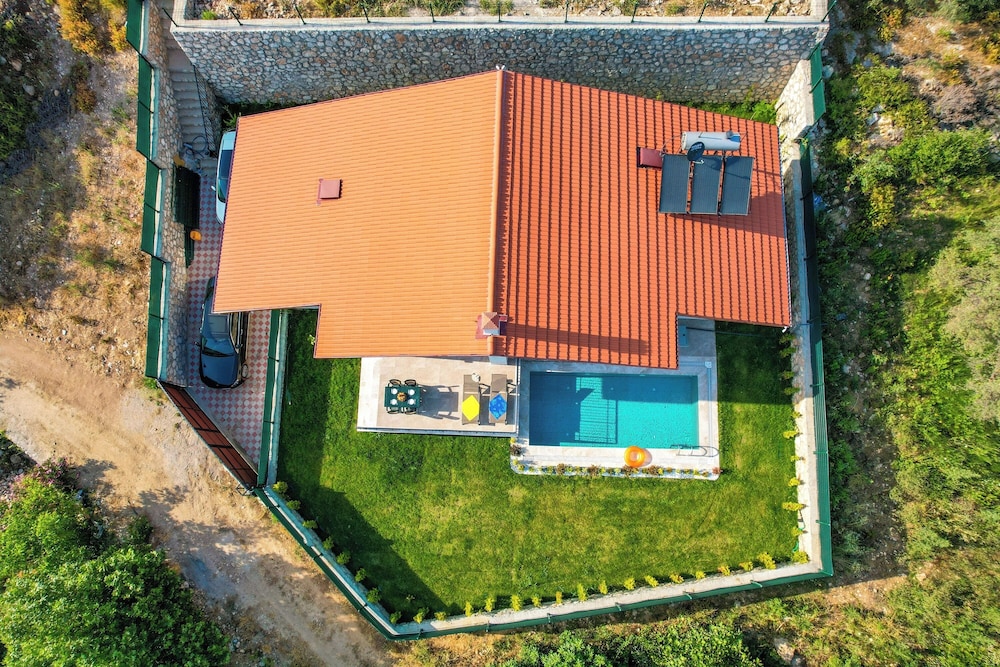 Yaka Esinti Villa