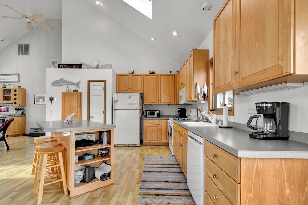 Pepper Avenue 23