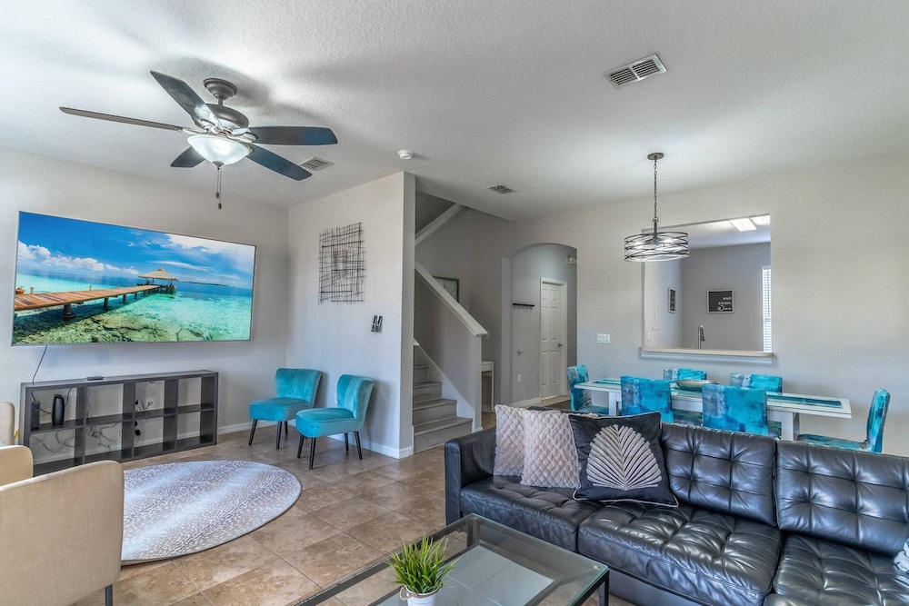 236 Regal Palms