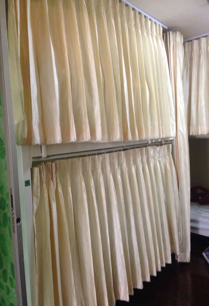 Smile Capsule Hostel