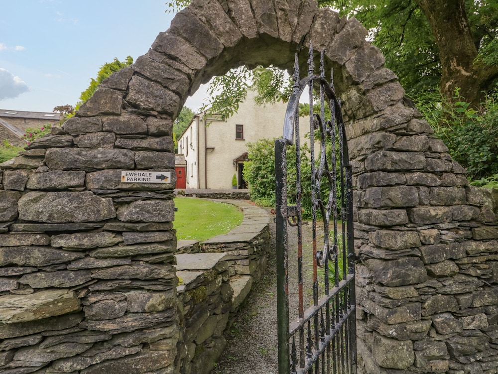 Ewedale Farm