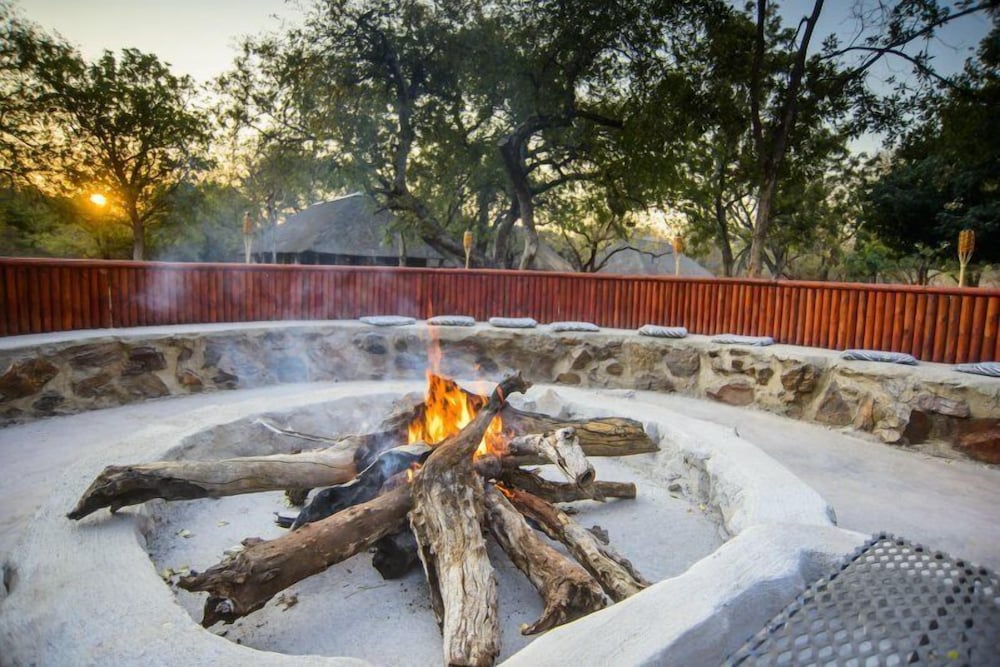 Boulders Safari Lodge