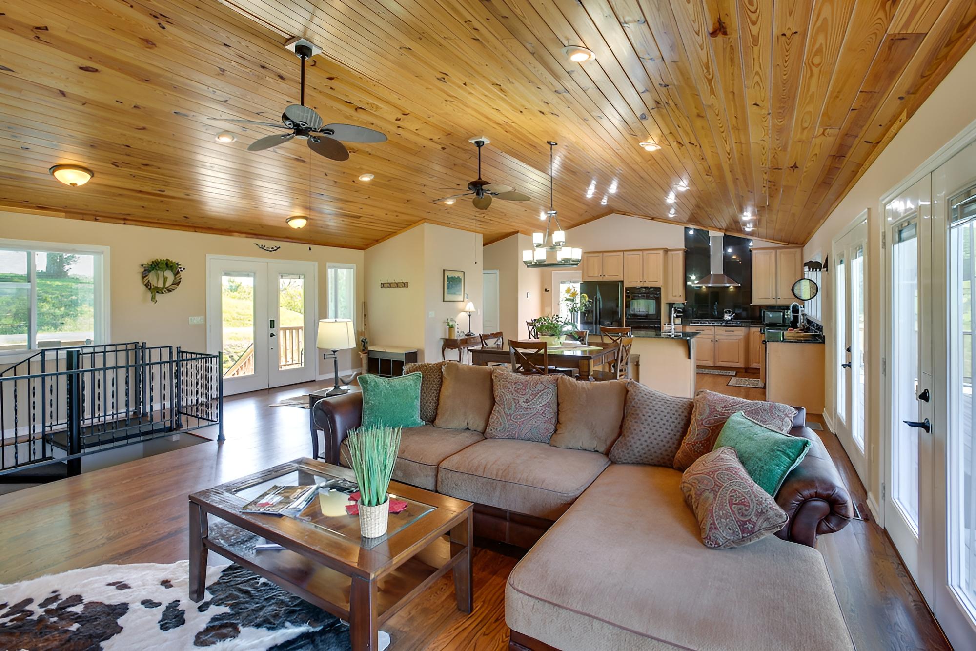 Serene Granville Home w/ Cumberland River Views! view 3