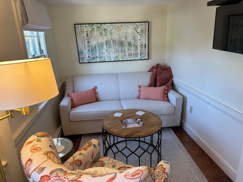 Inn at Perkins Cove