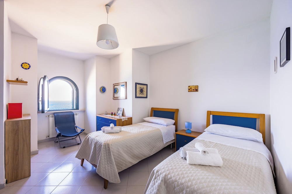 Heavenly Terrace by Napoliapartments