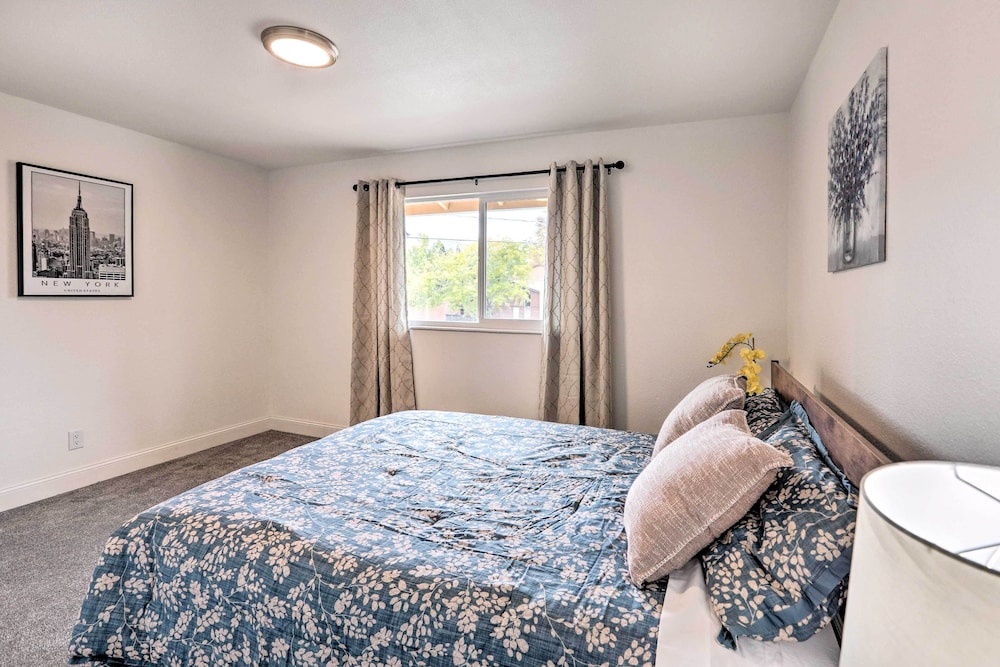 Reno Vacations - Sleek Family Retreat: 4 Mi to Downtown Reno! - Property Image 22