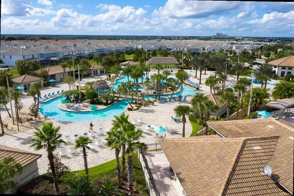 Spacious 7BR w Pool Spa Game Room Near Disney