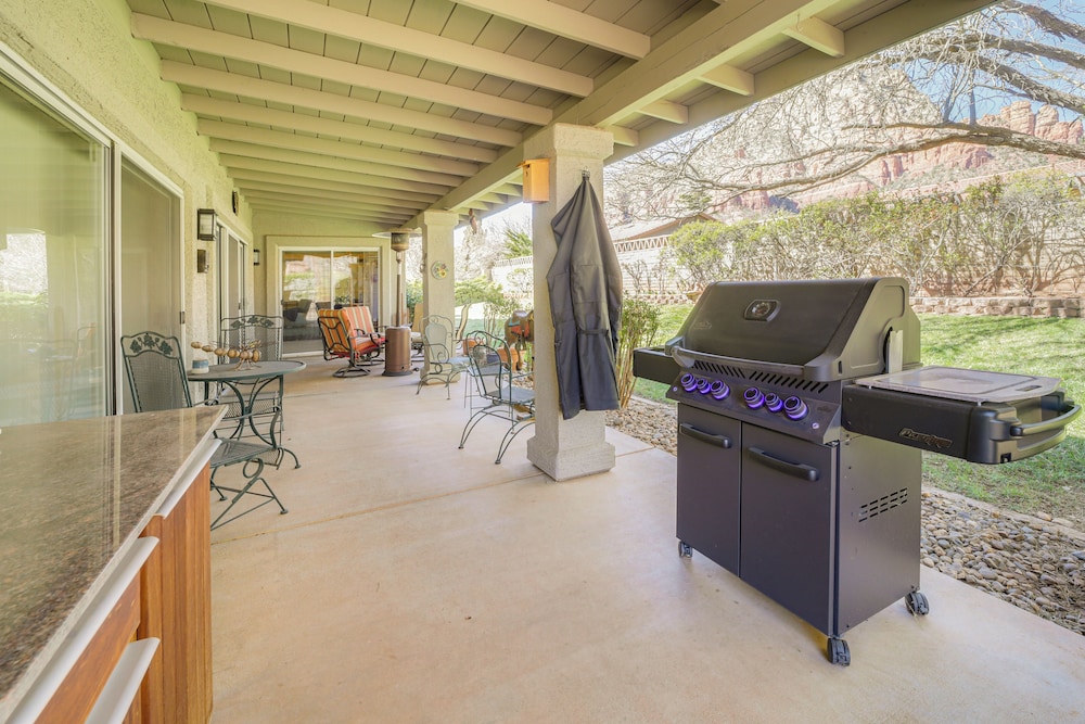 Stunning Sedona Views: Spa, Firepit & Stargazing