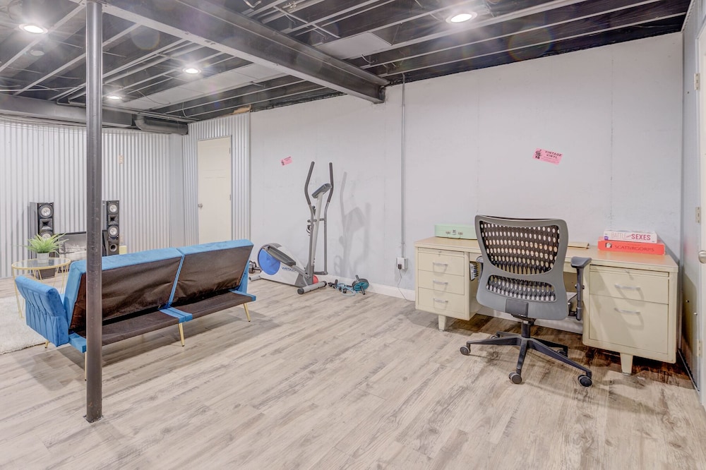 Remodeled and Inviting Free EV