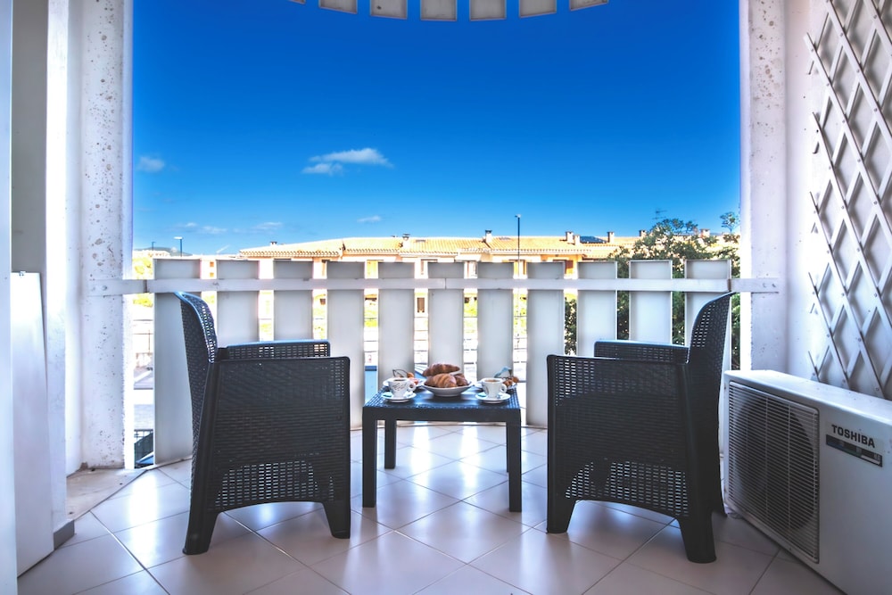 Home Le Querce en Olbia — balance & terrace