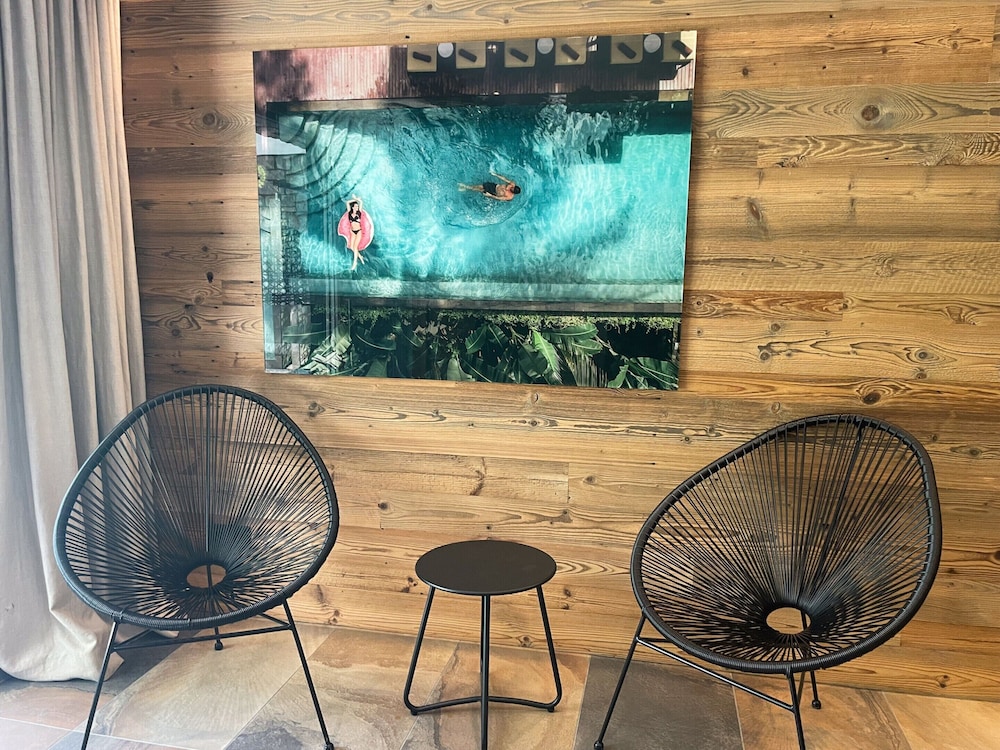 Chalet in Saalbach With Panoramic Sauna