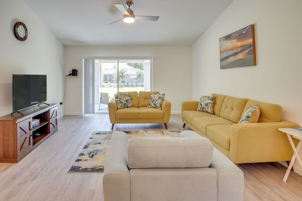 9 Mi to Beach: Brand-new Home in Palm Coast!