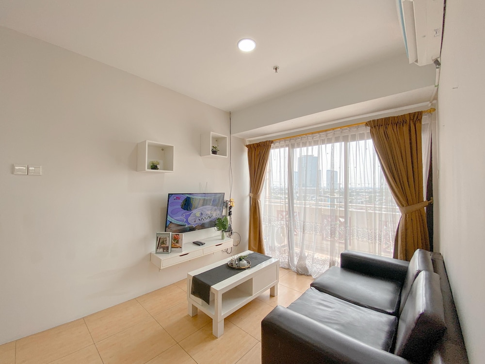 Minimalist and Comfy 2BR Apartment Puri Garden