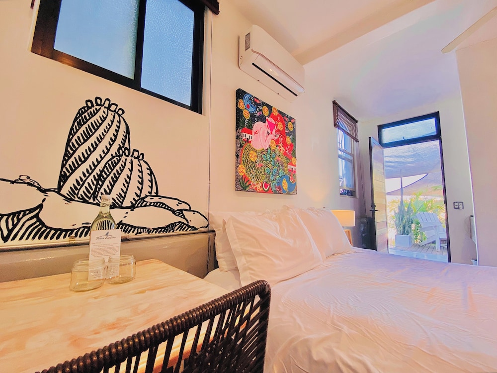 Perro Surfero Hotel Boutique - Todos Santos, BCS