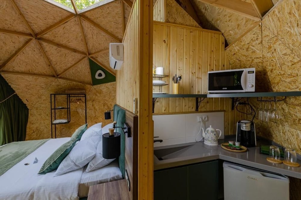 Glamping Martini Kvariati view 5