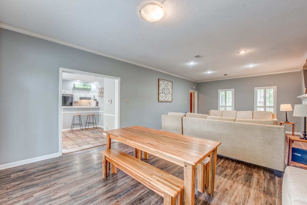Timber Creek Hideaway
