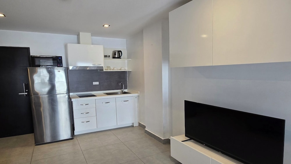 Boutique Comfort 1BR T2-410