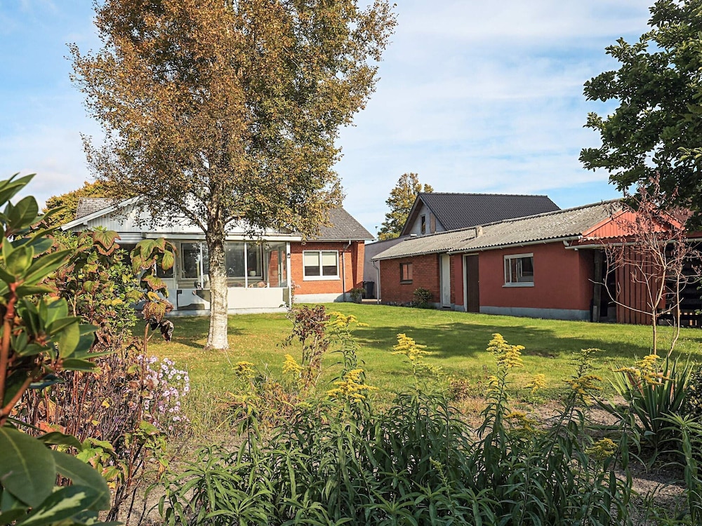 6 Person Holiday Home in Hals