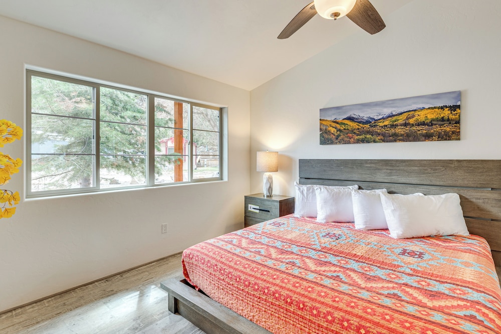 On-site River Access: Mtn-view Ouray Oasis!