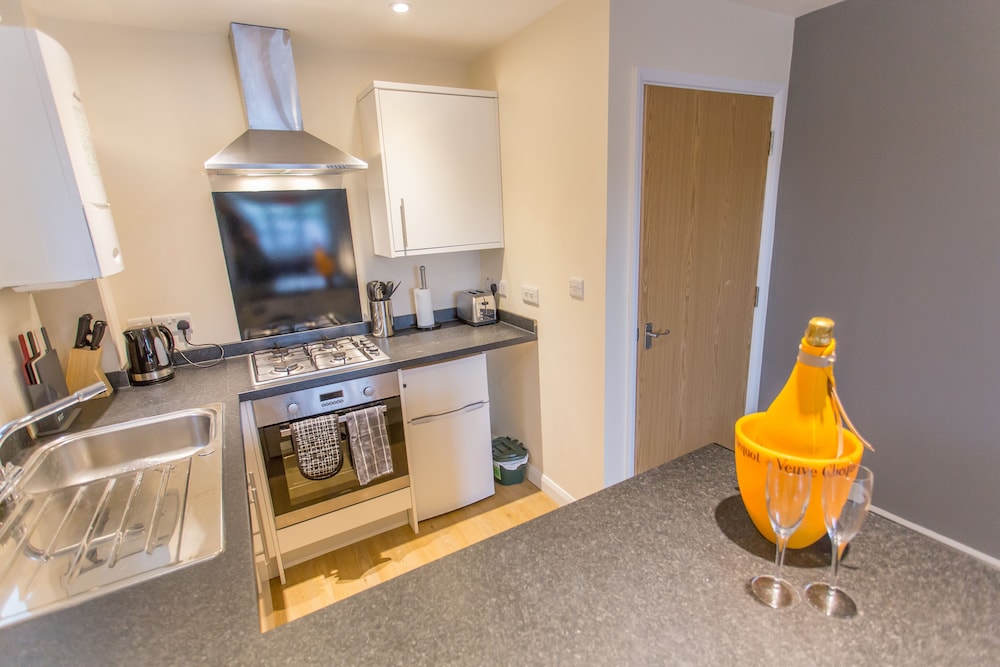 Oxford Vacations - Razia Apartments - Property Image 88