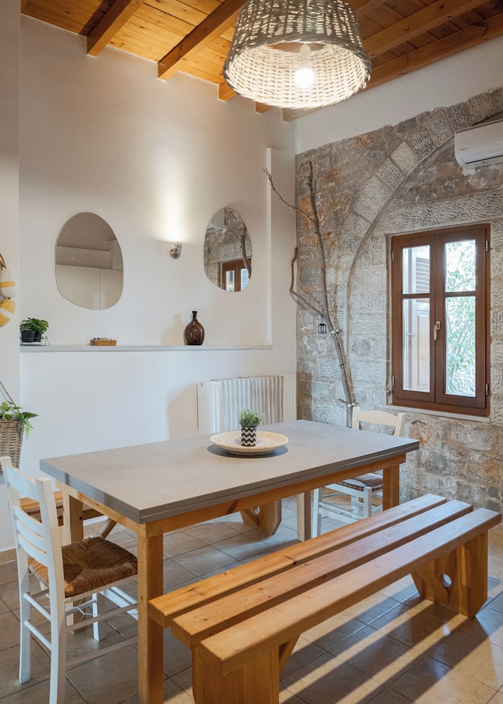 Aura Seafront Villa