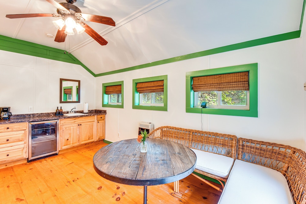 1 Mi to Beach: Lake Rabun Home w/ Carriage House