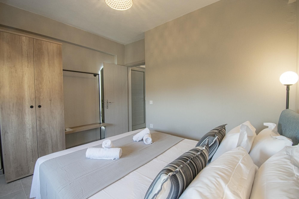 Heraclea Luxury Suites Maisonette 26 by Trave view 5