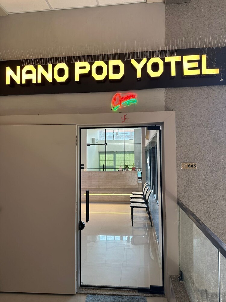 Nano Pod Hotel