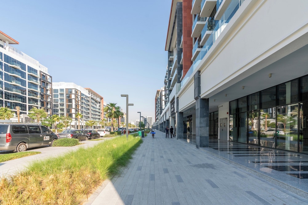 GLOBALSTAY. Azizi Riviera 34