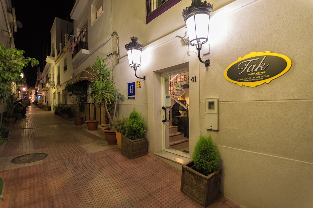 TAK Boutique Marbella Old Town with Parking
