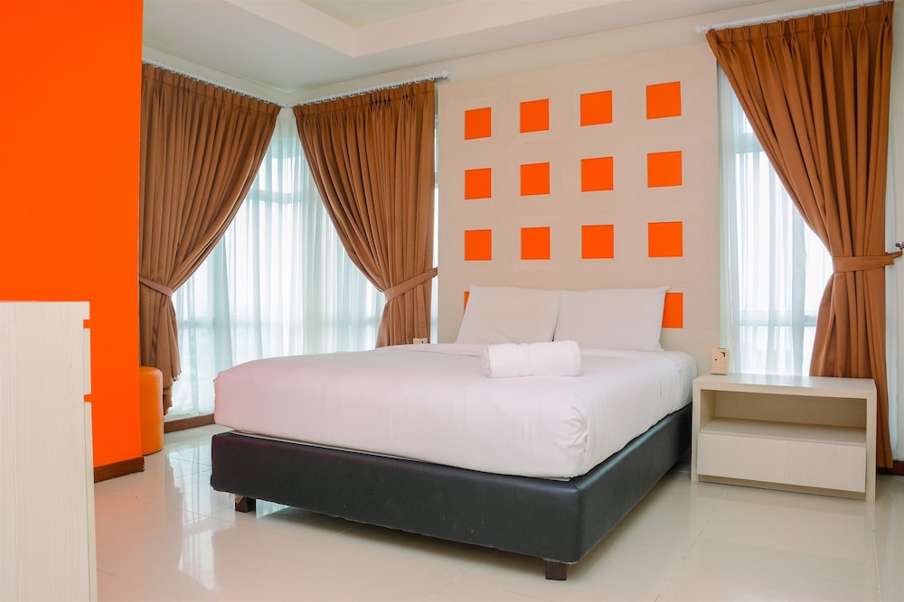 Best View and Spacious 2BR Green Bay Pluit Apartment view 2
