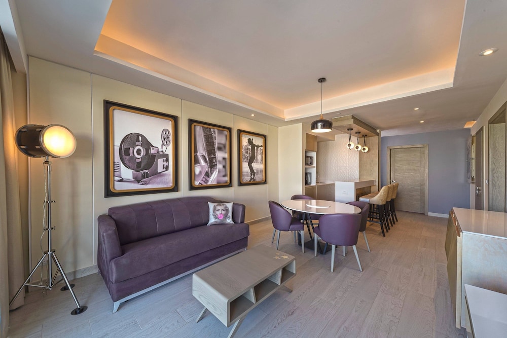 Planet Hollywood Cancun by Royalton, An Autograph Collection All-Inclusive Resort 55