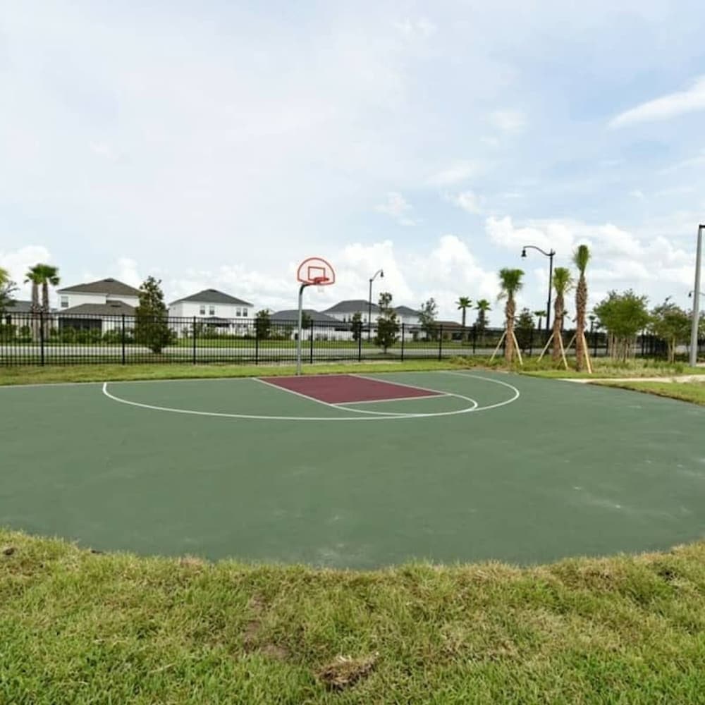 3120 Unit 406 Stunning 2B Apartment