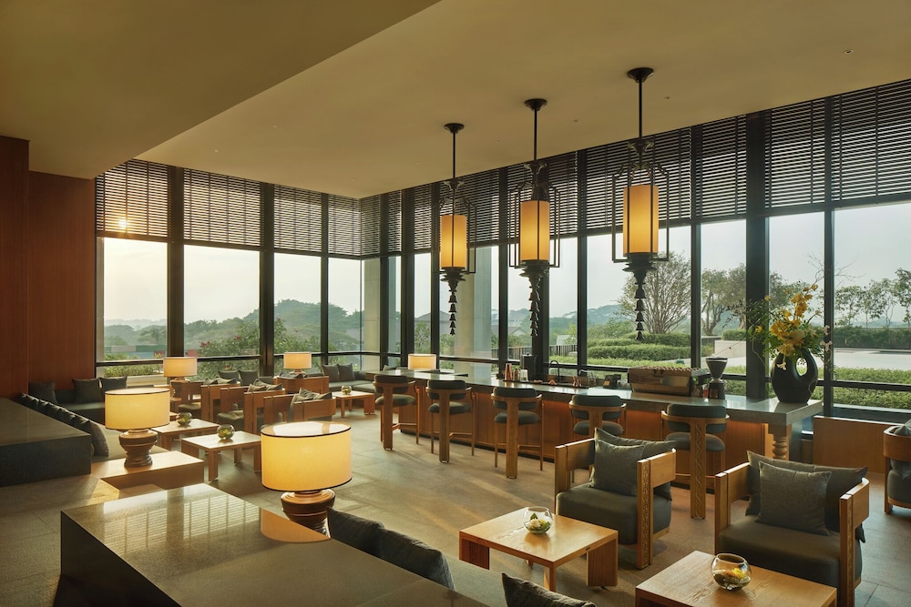 Hotel Tentrem Jakarta 3