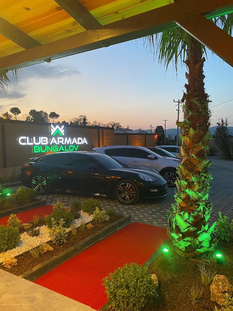 CLUB ARMADA BUNGALOV