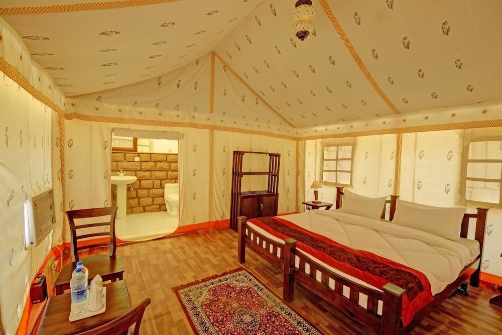 Om Desert Resort