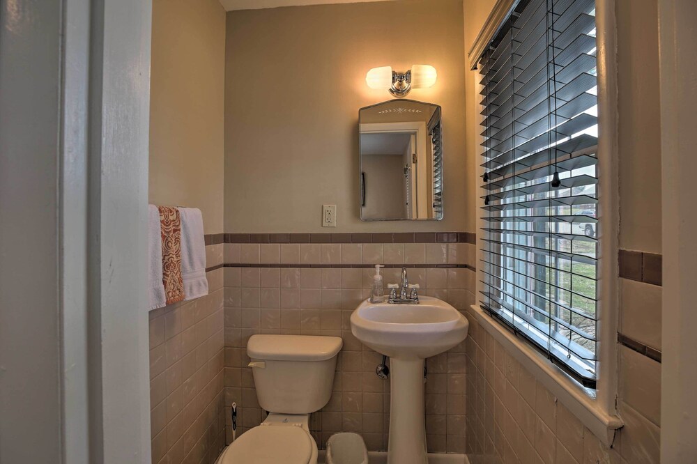 Lexington Vacations - Lexington Family Home 2 Miles to UK Campus! - Property Image 10